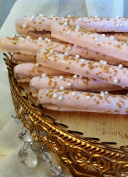 pink and gold cookies for your beading buds jewellery making party